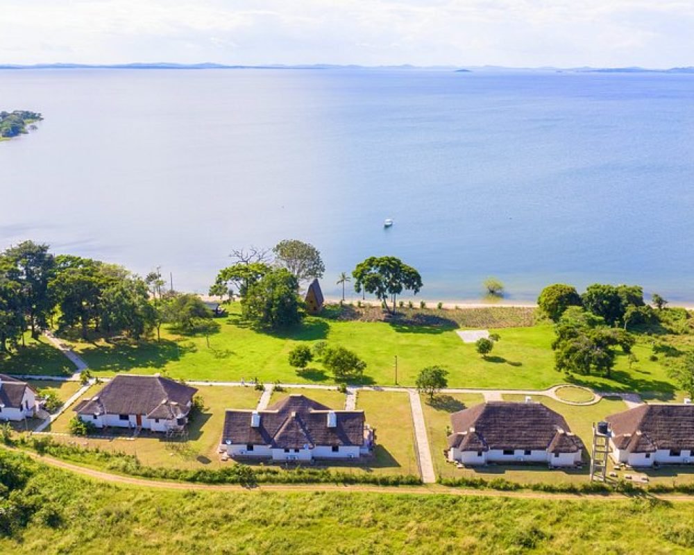 Pineapple Bay Resort - Uganda